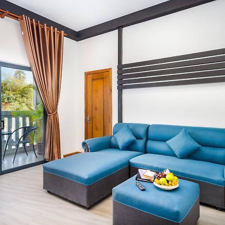 Reveal Angkor Hotel Siem Reap Exterior photo