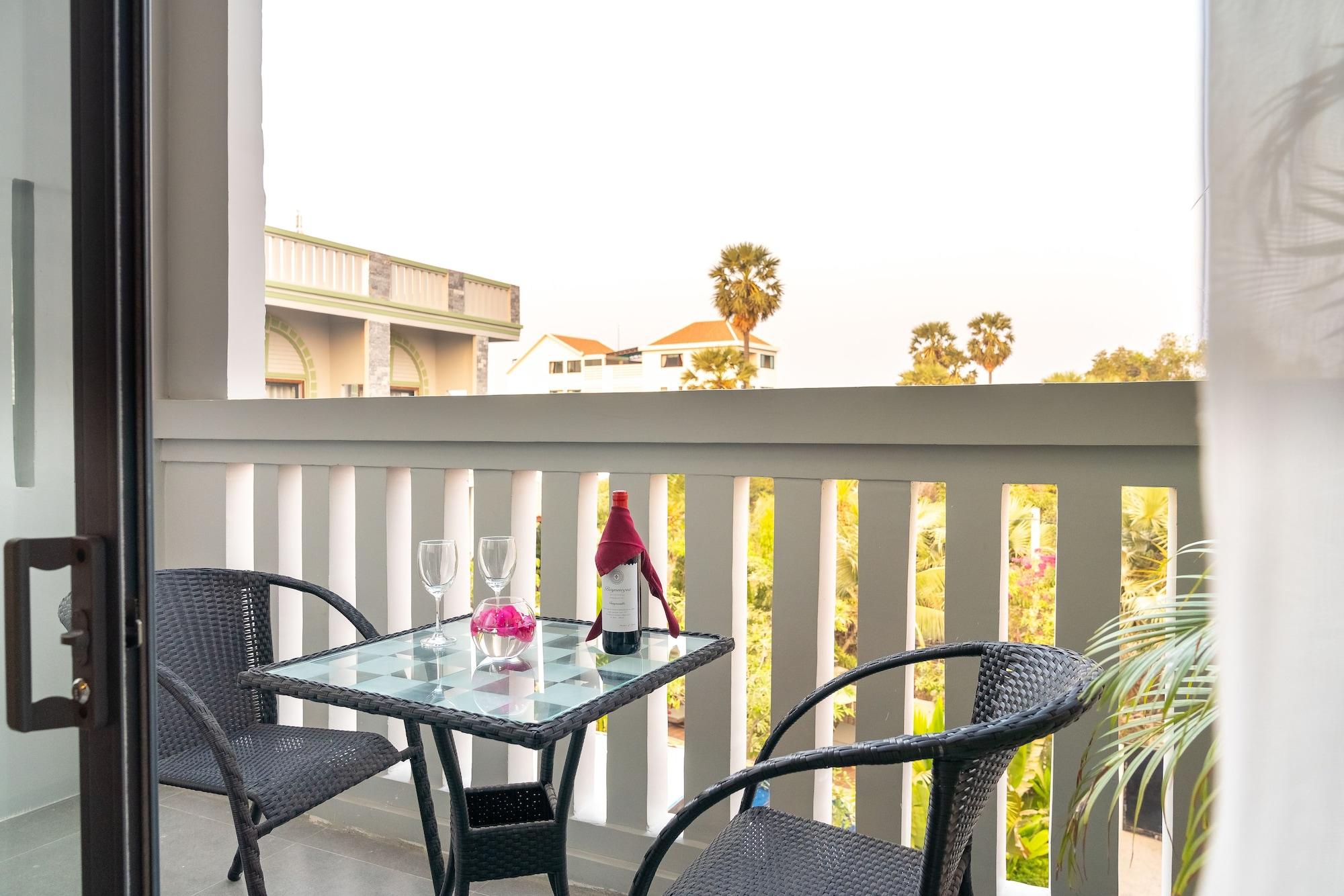 Reveal Angkor Hotel Siem Reap Exterior photo